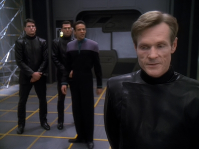STAR_TREK_DEEP_SPACE_NINE_-_E6X18_INQUISITION__1302.jpg