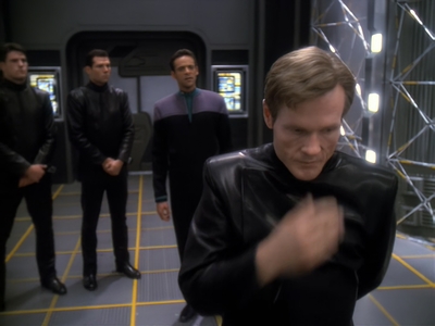 STAR_TREK_DEEP_SPACE_NINE_-_E6X18_INQUISITION__1450.jpg