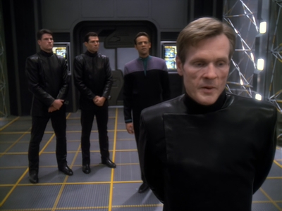 STAR_TREK_DEEP_SPACE_NINE_-_E6X18_INQUISITION__1455.jpg
