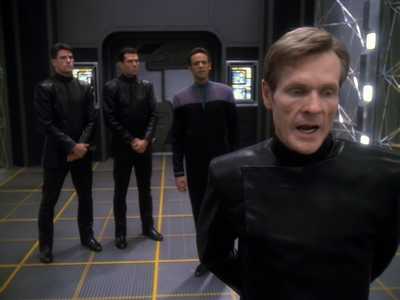 STAR_TREK_DEEP_SPACE_NINE_-_E6X18_INQUISITION__1456.jpg
