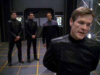 STAR_TREK_DEEP_SPACE_NINE_-_E6X18_INQUISITION__1460.jpg