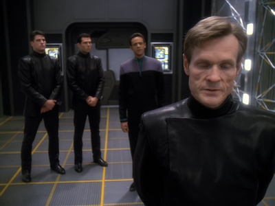 STAR_TREK_DEEP_SPACE_NINE_-_E6X18_INQUISITION__1476.jpg