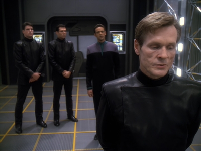 STAR_TREK_DEEP_SPACE_NINE_-_E6X18_INQUISITION__1490.jpg