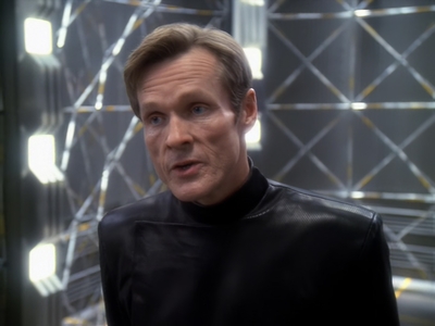 STAR_TREK_DEEP_SPACE_NINE_-_E6X18_INQUISITION__1558.jpg