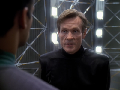 STAR_TREK_DEEP_SPACE_NINE_-_E6X18_INQUISITION__1569.jpg