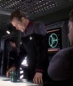STAR_TREK_DEEP_SPACE_NINE_-_E6X18_INQUISITION__0200.jpg