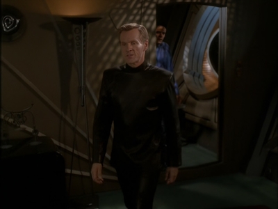 STAR_TREK_DEEP_SPACE_NINE_-_E7X16_INTER_ARMA_ENIM_SILENT_LEGES_0117.jpg