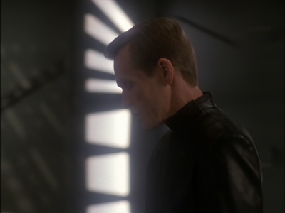 STAR_TREK_DEEP_SPACE_NINE_-_E7X16_INTER_ARMA_ENIM_SILENT_LEGES_0232.jpg