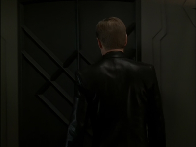 STAR_TREK_DEEP_SPACE_NINE_-_E7X16_INTER_ARMA_ENIM_SILENT_LEGES_0312.jpg