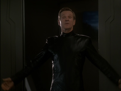 STAR_TREK_DEEP_SPACE_NINE_-_E7X16_INTER_ARMA_ENIM_SILENT_LEGES_0327.jpg