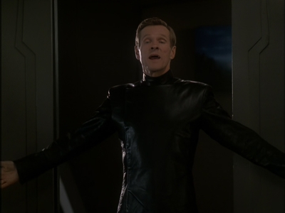 STAR_TREK_DEEP_SPACE_NINE_-_E7X16_INTER_ARMA_ENIM_SILENT_LEGES_0328.jpg