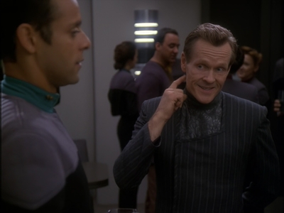 STAR_TREK_DEEP_SPACE_NINE_-_E7X16_INTER_ARMA_ENIM_SILENT_LEGES_0373.jpg
