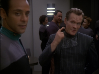 STAR_TREK_DEEP_SPACE_NINE_-_E7X16_INTER_ARMA_ENIM_SILENT_LEGES_0375.jpg