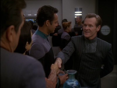 STAR_TREK_DEEP_SPACE_NINE_-_E7X16_INTER_ARMA_ENIM_SILENT_LEGES_0407.jpg