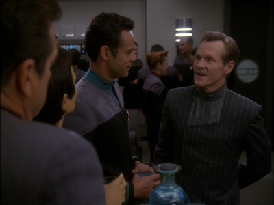 STAR_TREK_DEEP_SPACE_NINE_-_E7X16_INTER_ARMA_ENIM_SILENT_LEGES_0409.jpg