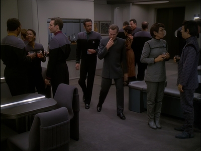 STAR_TREK_DEEP_SPACE_NINE_-_E7X16_INTER_ARMA_ENIM_SILENT_LEGES_0439.jpg