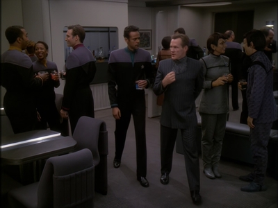 STAR_TREK_DEEP_SPACE_NINE_-_E7X16_INTER_ARMA_ENIM_SILENT_LEGES_0442.jpg