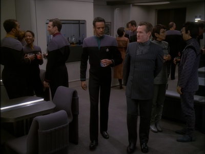STAR_TREK_DEEP_SPACE_NINE_-_E7X16_INTER_ARMA_ENIM_SILENT_LEGES_0443.jpg