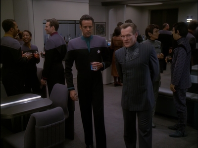 STAR_TREK_DEEP_SPACE_NINE_-_E7X16_INTER_ARMA_ENIM_SILENT_LEGES_0445.jpg
