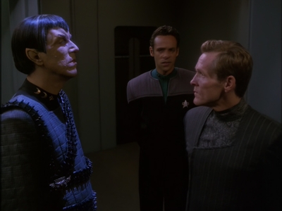 STAR_TREK_DEEP_SPACE_NINE_-_E7X16_INTER_ARMA_ENIM_SILENT_LEGES_0547.jpg