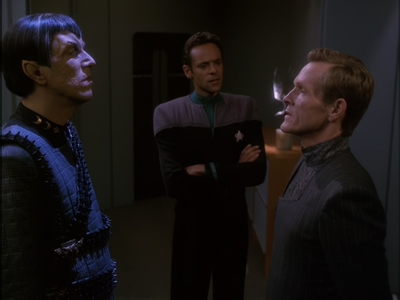 STAR_TREK_DEEP_SPACE_NINE_-_E7X16_INTER_ARMA_ENIM_SILENT_LEGES_0597.jpg