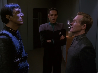 STAR_TREK_DEEP_SPACE_NINE_-_E7X16_INTER_ARMA_ENIM_SILENT_LEGES_0606.jpg