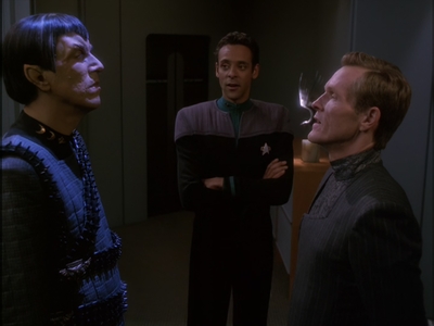 STAR_TREK_DEEP_SPACE_NINE_-_E7X16_INTER_ARMA_ENIM_SILENT_LEGES_0608.jpg