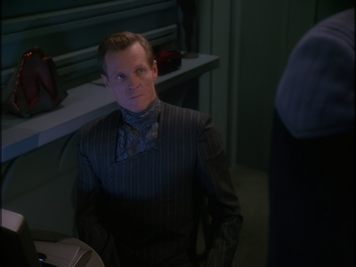 STAR_TREK_DEEP_SPACE_NINE_-_E7X16_INTER_ARMA_ENIM_SILENT_LEGES_0625.jpg
