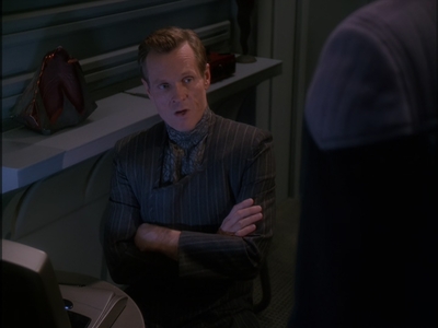 STAR_TREK_DEEP_SPACE_NINE_-_E7X16_INTER_ARMA_ENIM_SILENT_LEGES_0637.jpg