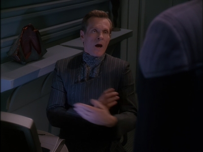 STAR_TREK_DEEP_SPACE_NINE_-_E7X16_INTER_ARMA_ENIM_SILENT_LEGES_0677.jpg