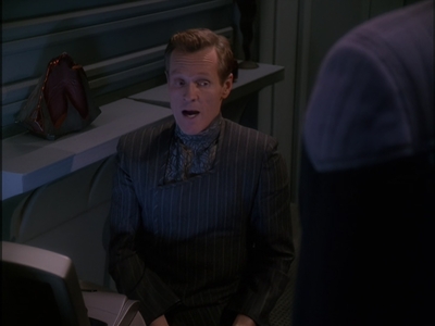 STAR_TREK_DEEP_SPACE_NINE_-_E7X16_INTER_ARMA_ENIM_SILENT_LEGES_0694.jpg