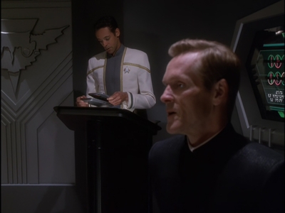 STAR_TREK_DEEP_SPACE_NINE_-_E7X16_INTER_ARMA_ENIM_SILENT_LEGES_0746.jpg