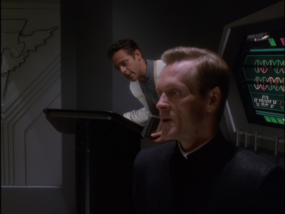 STAR_TREK_DEEP_SPACE_NINE_-_E7X16_INTER_ARMA_ENIM_SILENT_LEGES_0753.jpg