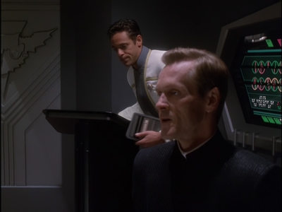 STAR_TREK_DEEP_SPACE_NINE_-_E7X16_INTER_ARMA_ENIM_SILENT_LEGES_0754.jpg