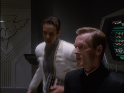 STAR_TREK_DEEP_SPACE_NINE_-_E7X16_INTER_ARMA_ENIM_SILENT_LEGES_0757.jpg