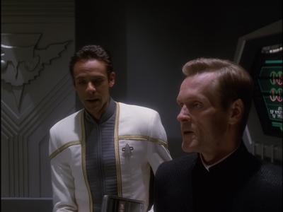 STAR_TREK_DEEP_SPACE_NINE_-_E7X16_INTER_ARMA_ENIM_SILENT_LEGES_0758.jpg
