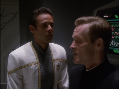 STAR_TREK_DEEP_SPACE_NINE_-_E7X16_INTER_ARMA_ENIM_SILENT_LEGES_0763.jpg