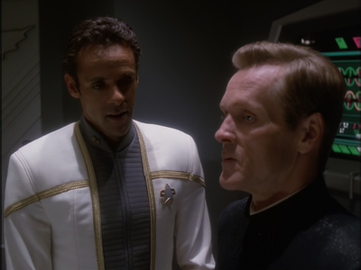 STAR_TREK_DEEP_SPACE_NINE_-_E7X16_INTER_ARMA_ENIM_SILENT_LEGES_0855.jpg