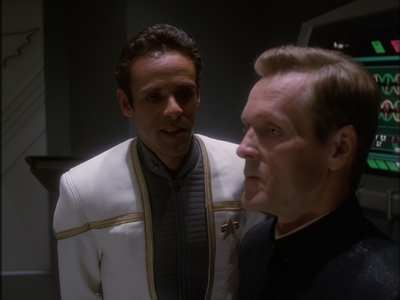 STAR_TREK_DEEP_SPACE_NINE_-_E7X16_INTER_ARMA_ENIM_SILENT_LEGES_0861.jpg