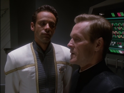 STAR_TREK_DEEP_SPACE_NINE_-_E7X16_INTER_ARMA_ENIM_SILENT_LEGES_0891.jpg