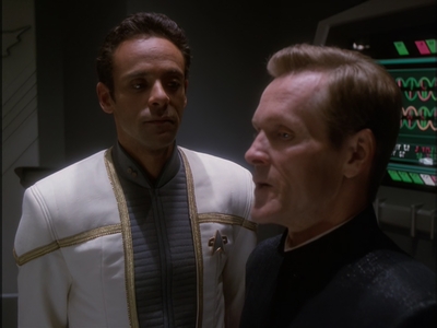 STAR_TREK_DEEP_SPACE_NINE_-_E7X16_INTER_ARMA_ENIM_SILENT_LEGES_0906.jpg