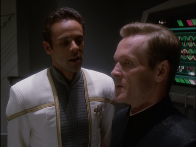 STAR_TREK_DEEP_SPACE_NINE_-_E7X16_INTER_ARMA_ENIM_SILENT_LEGES_0912.jpg