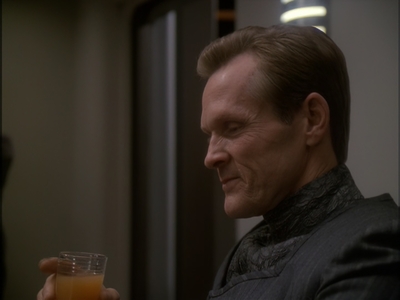 STAR_TREK_DEEP_SPACE_NINE_-_E7X16_INTER_ARMA_ENIM_SILENT_LEGES_0927.jpg