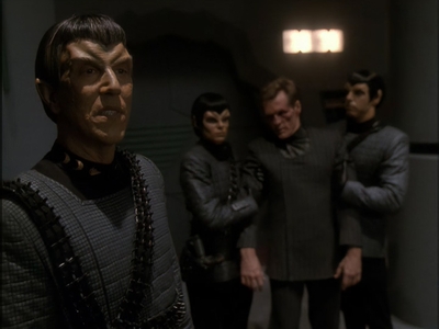 STAR_TREK_DEEP_SPACE_NINE_-_E7X16_INTER_ARMA_ENIM_SILENT_LEGES_1067.jpg