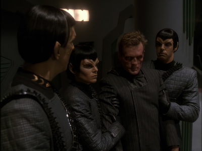 STAR_TREK_DEEP_SPACE_NINE_-_E7X16_INTER_ARMA_ENIM_SILENT_LEGES_1139.jpg