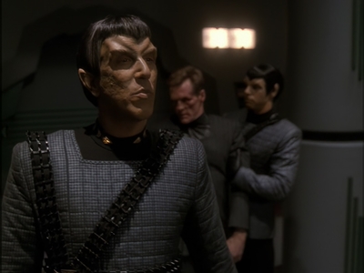 STAR_TREK_DEEP_SPACE_NINE_-_E7X16_INTER_ARMA_ENIM_SILENT_LEGES_1147.jpg