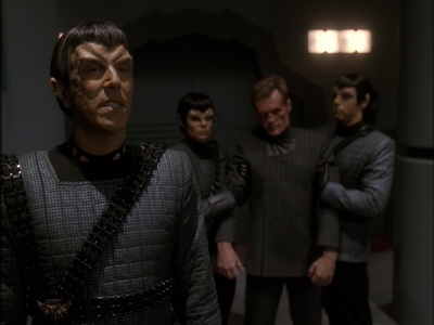 STAR_TREK_DEEP_SPACE_NINE_-_E7X16_INTER_ARMA_ENIM_SILENT_LEGES_1159.jpg