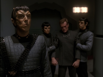 STAR_TREK_DEEP_SPACE_NINE_-_E7X16_INTER_ARMA_ENIM_SILENT_LEGES_1160.jpg