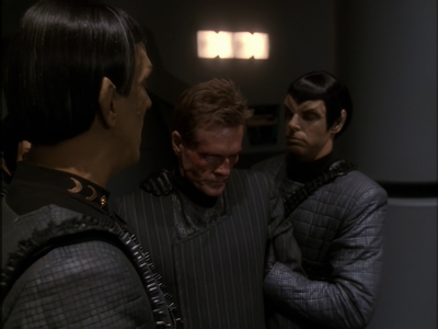 STAR_TREK_DEEP_SPACE_NINE_-_E7X16_INTER_ARMA_ENIM_SILENT_LEGES_1209.jpg