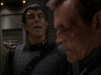 STAR_TREK_DEEP_SPACE_NINE_-_E7X16_INTER_ARMA_ENIM_SILENT_LEGES_1219.jpg